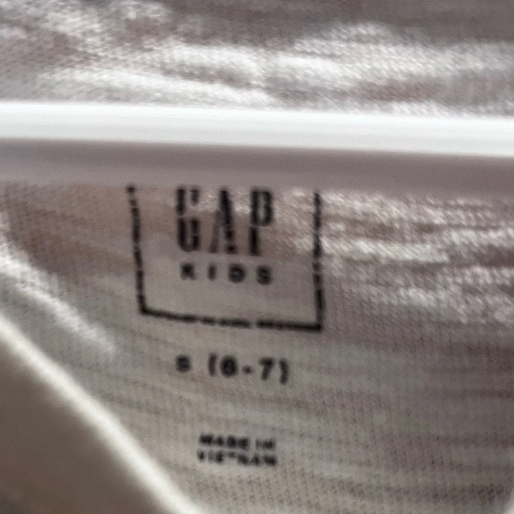 Gap Kids Malibu Surfing Boys T-Shirt Size XS